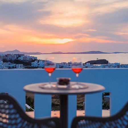 Petros Studios & Suites Naxos City Екстер'єр фото