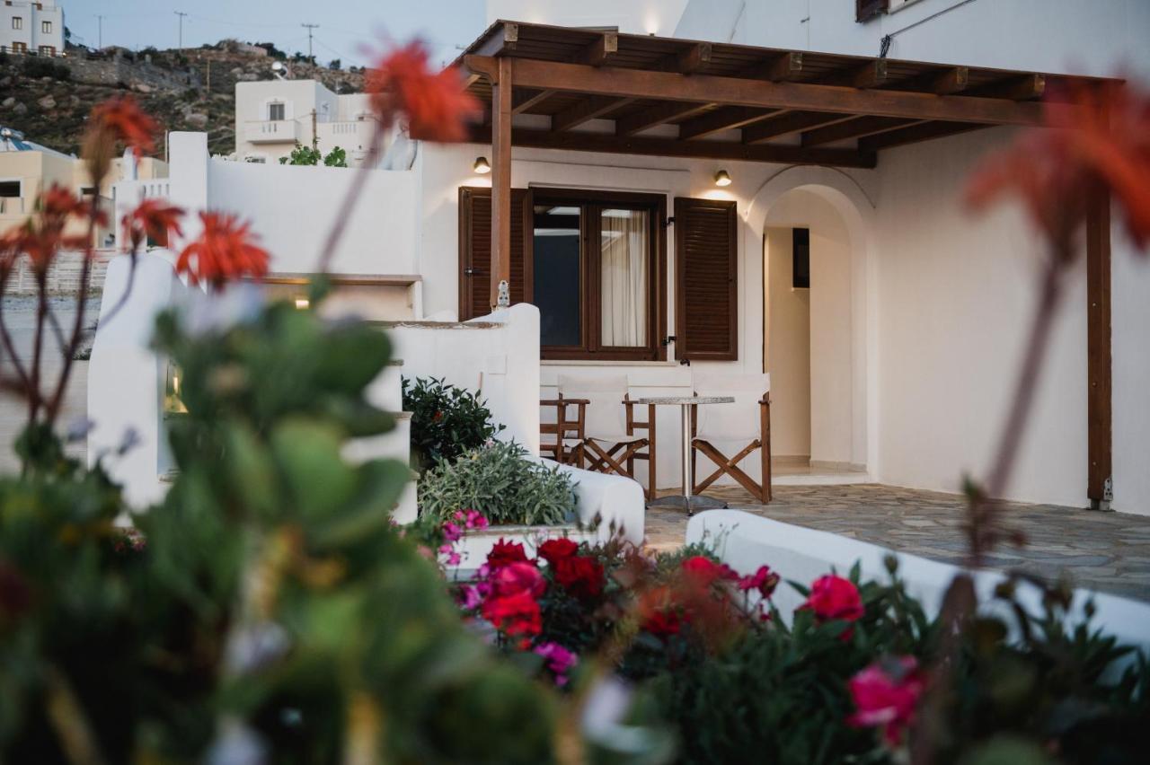Petros Studios & Suites Naxos City Екстер'єр фото