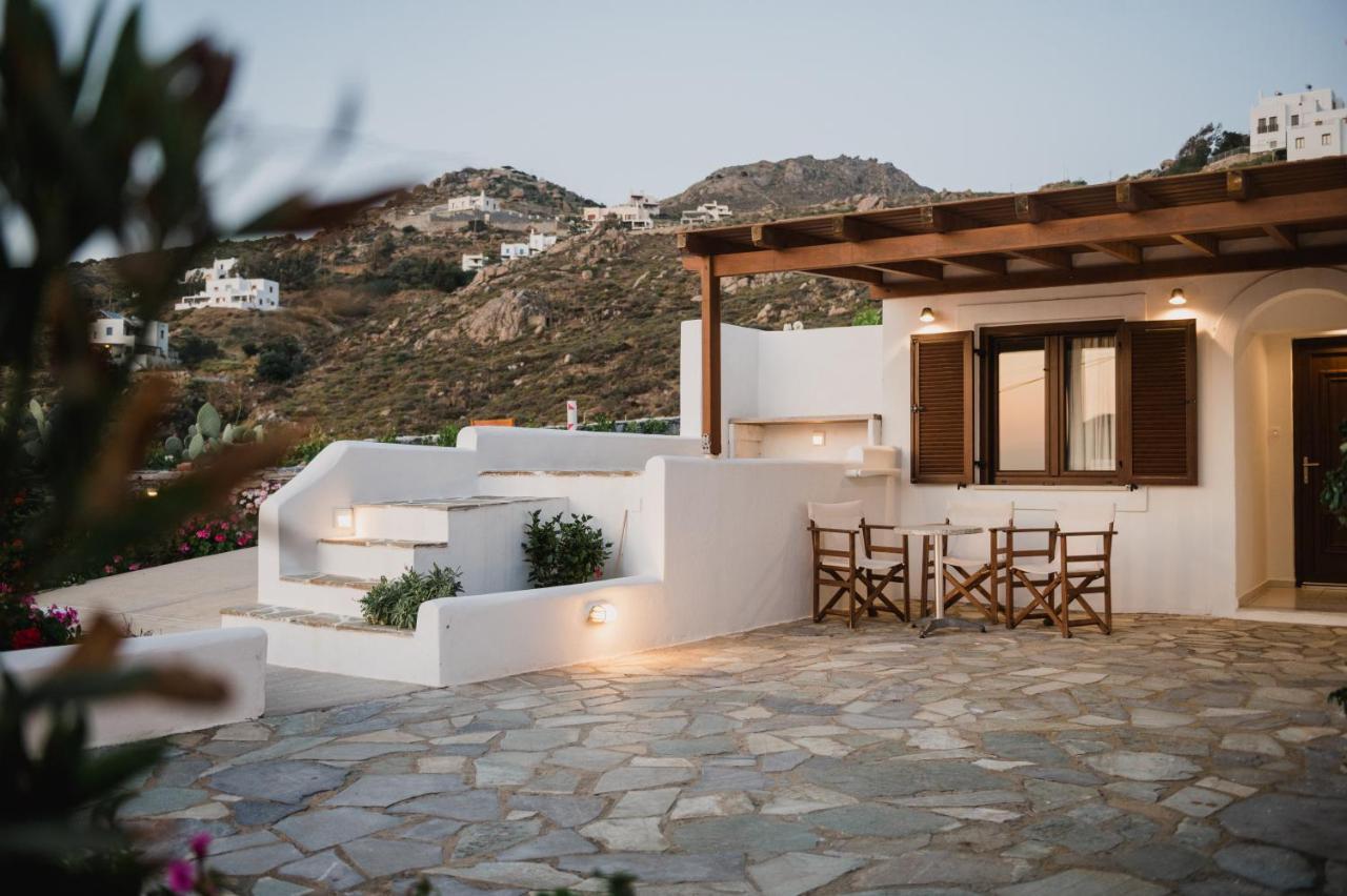 Petros Studios & Suites Naxos City Екстер'єр фото