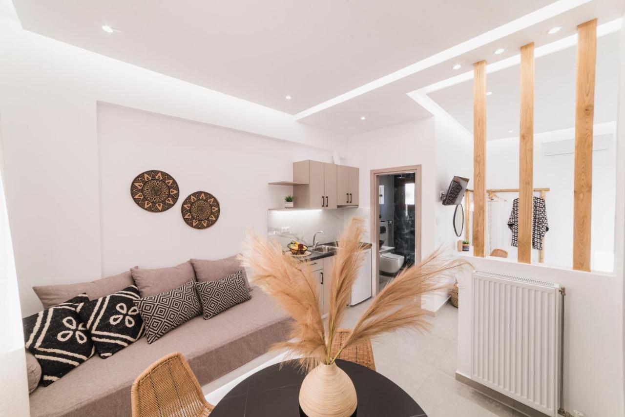 Petros Studios & Suites Naxos City Екстер'єр фото
