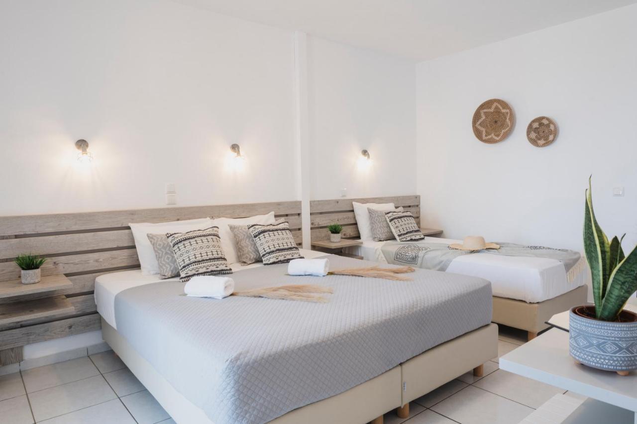 Petros Studios & Suites Naxos City Екстер'єр фото
