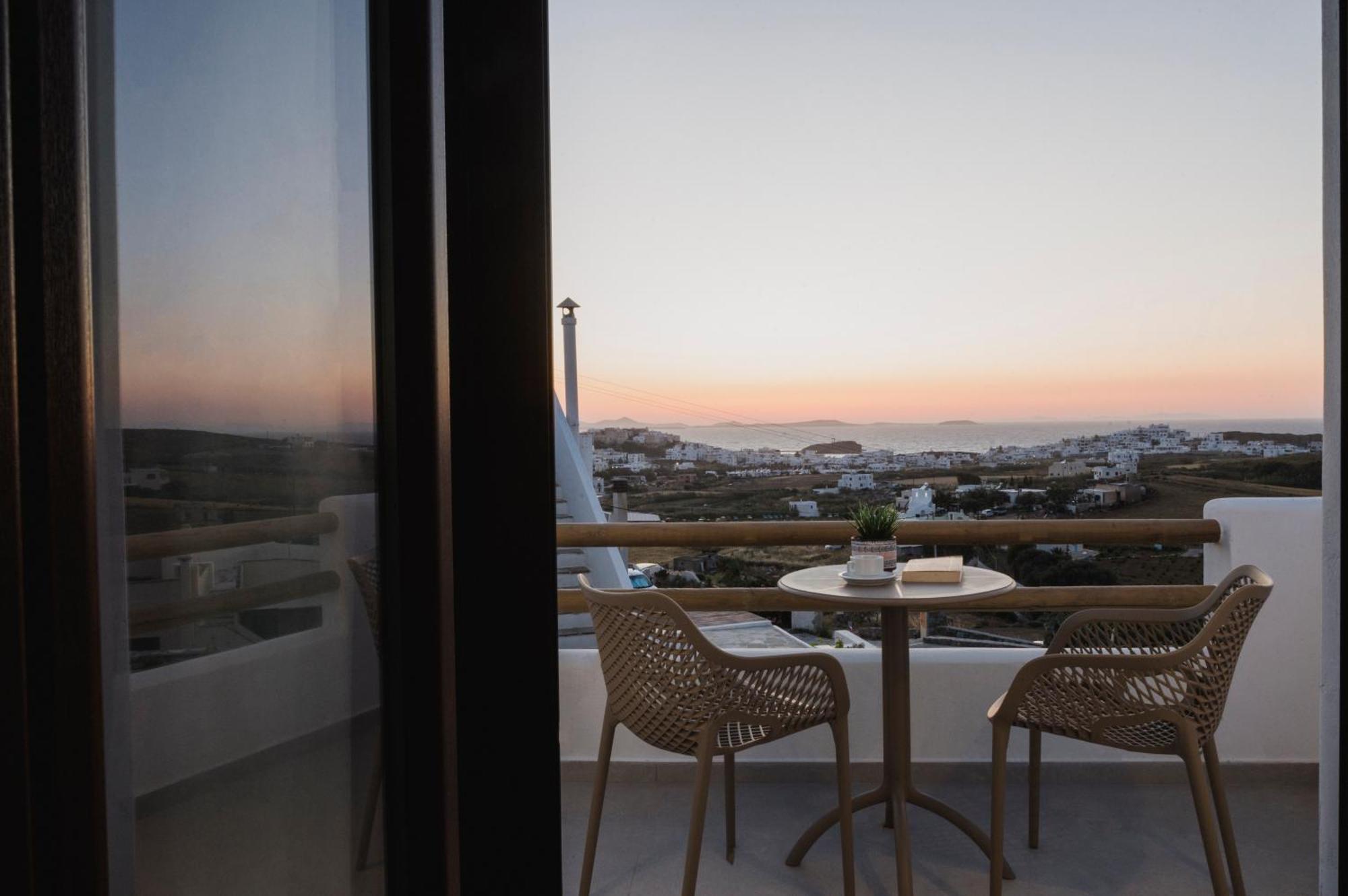 Petros Studios & Suites Naxos City Номер фото
