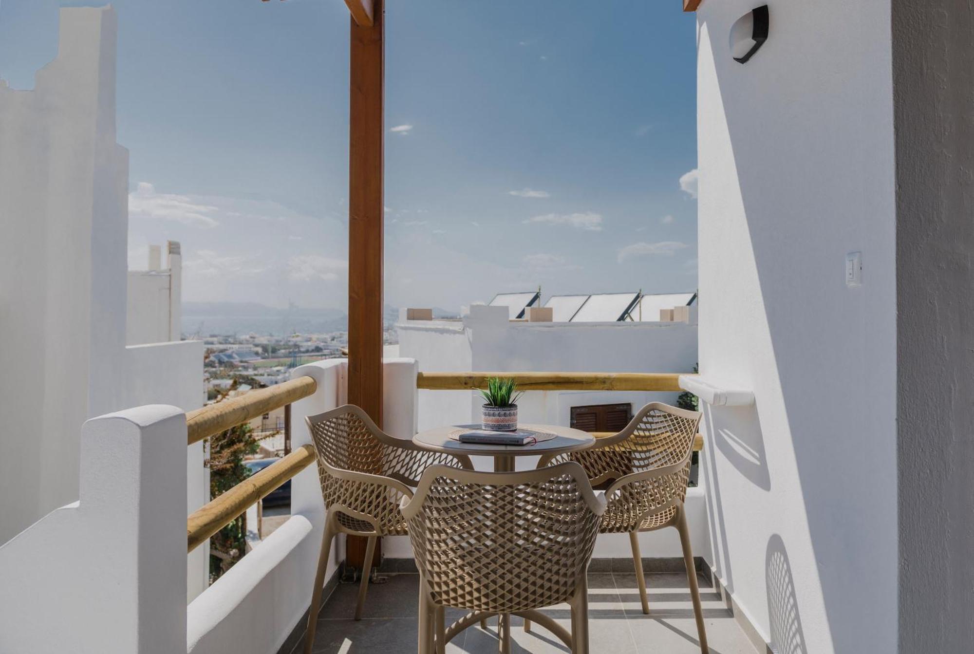 Petros Studios & Suites Naxos City Номер фото