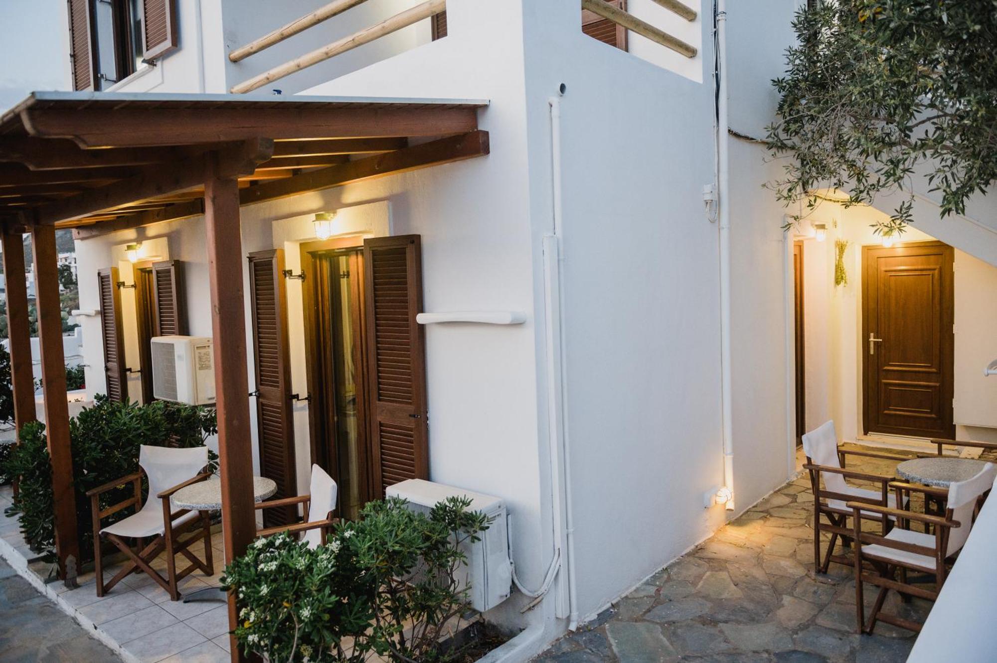 Petros Studios & Suites Naxos City Номер фото